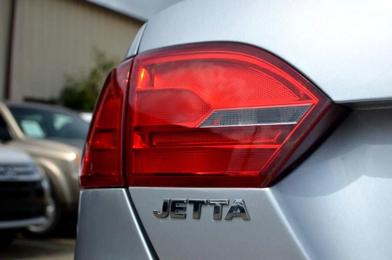 Used 2014 Volkswagen Jetta S image 8