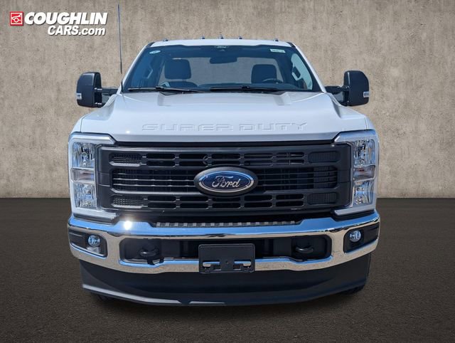 New 2026 Ford F250 XL w/ XL Chrome Package image 2