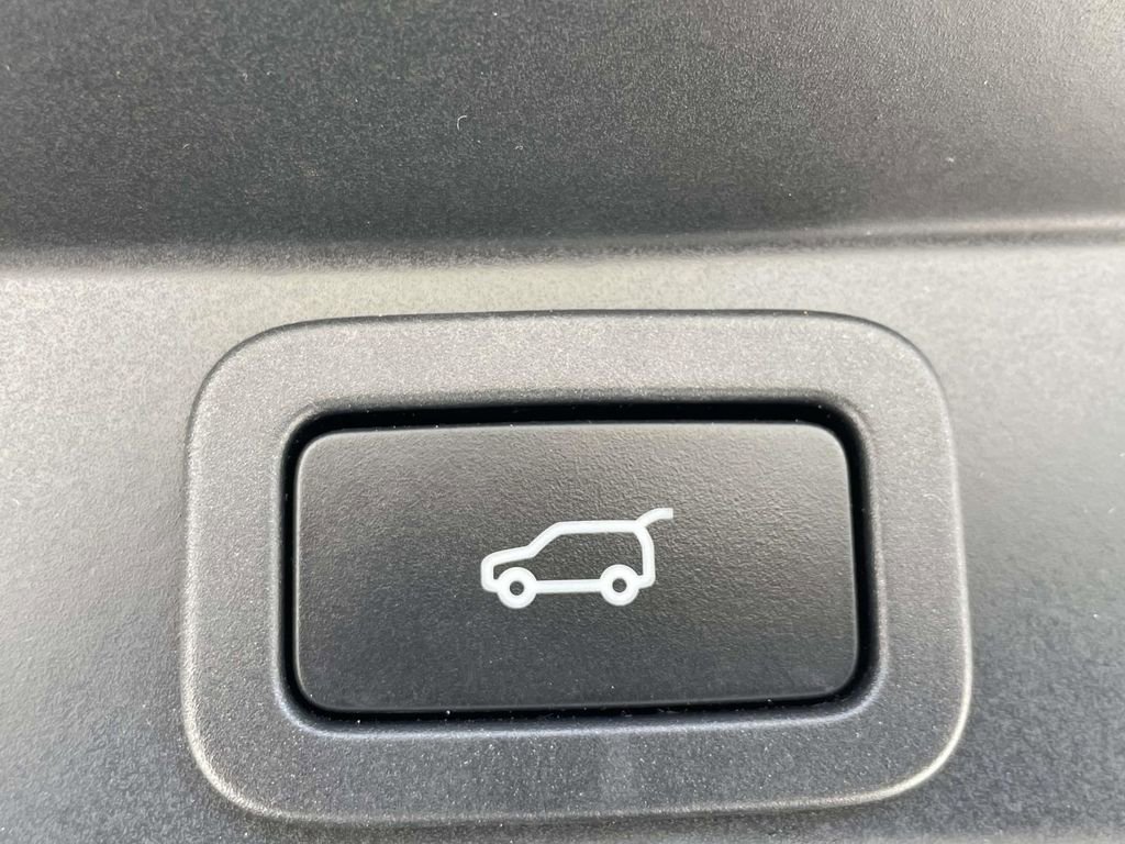 Used 2021 Land Rover Range Rover Sport HSE Dynamic image 11