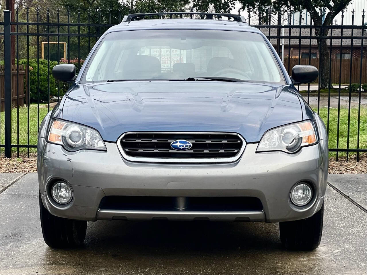 Used 2005 Subaru Outback 2.5i image 2