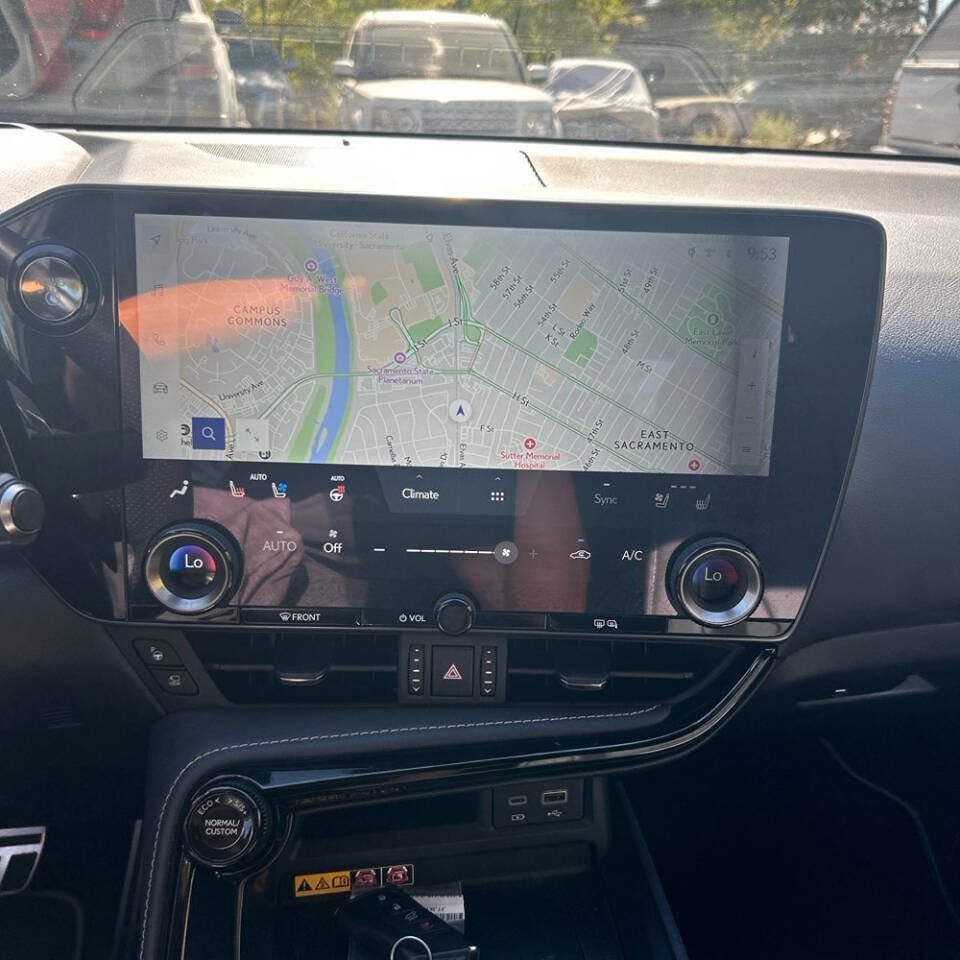 Used 2026 Lexus NX 450h+ F Sport AWD/4WD image 54