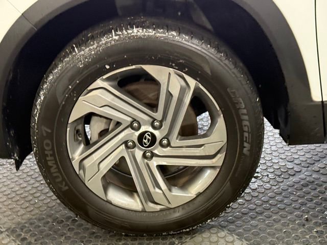 Used 2023 Hyundai Santa Fe SEL image 16