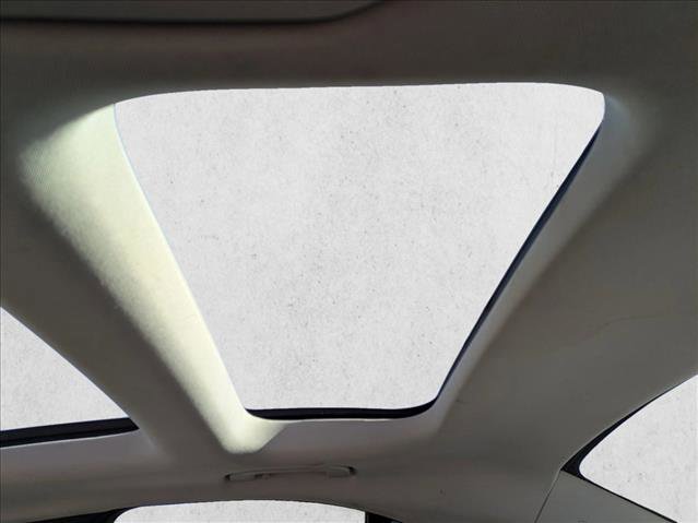 Used 2017 Mercedes-Benz C 300 4MATIC Sedan image 20