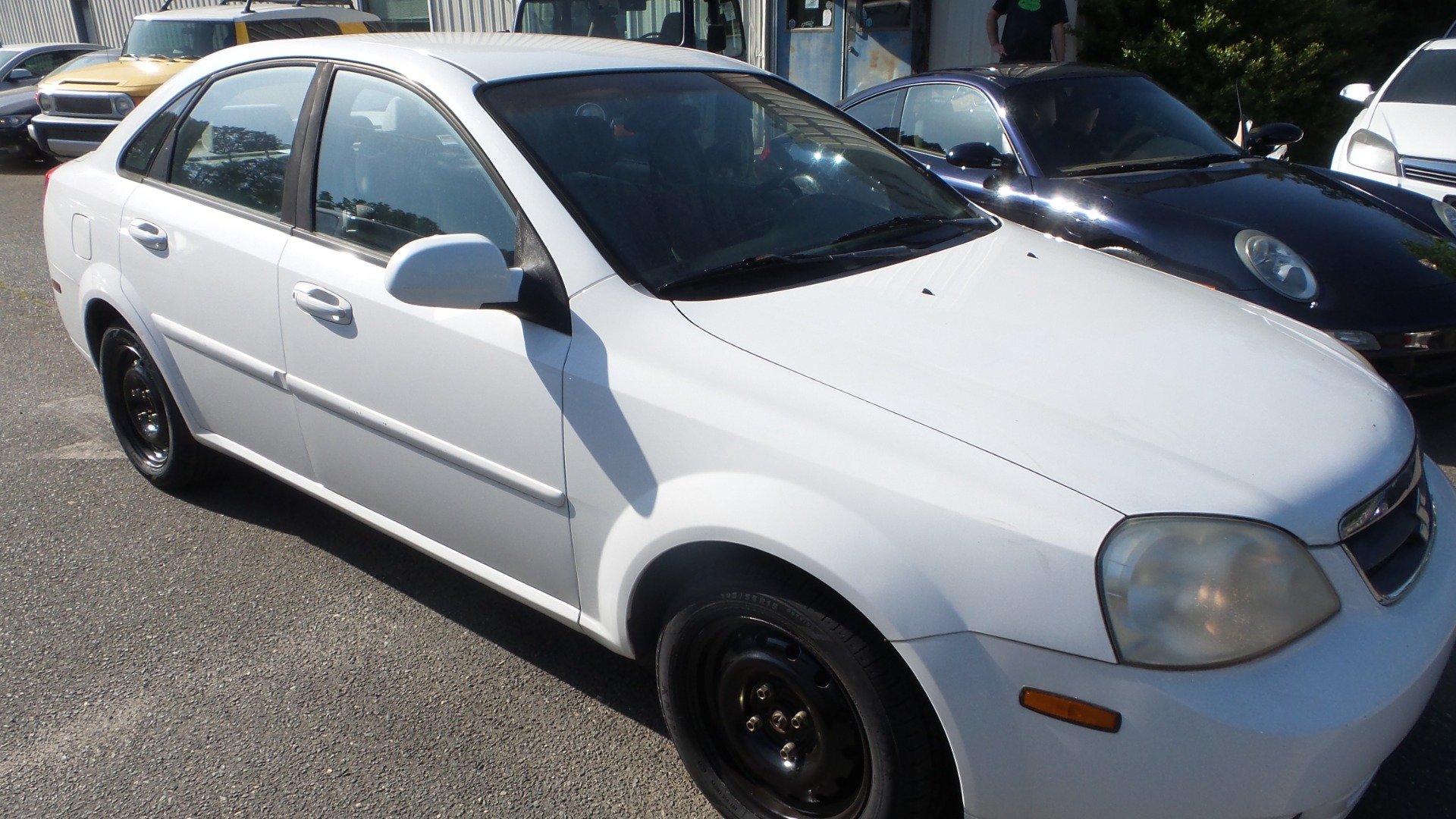 Used 2006 Suzuki Forenza Sedan FWD image 15