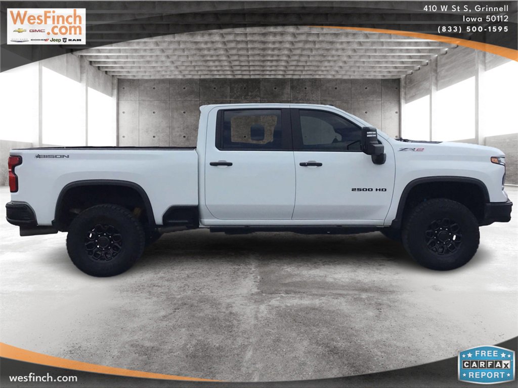 Used 2025 Chevrolet Silverado 2500 ZR2 w/ ZR2 Bison Edition image 4