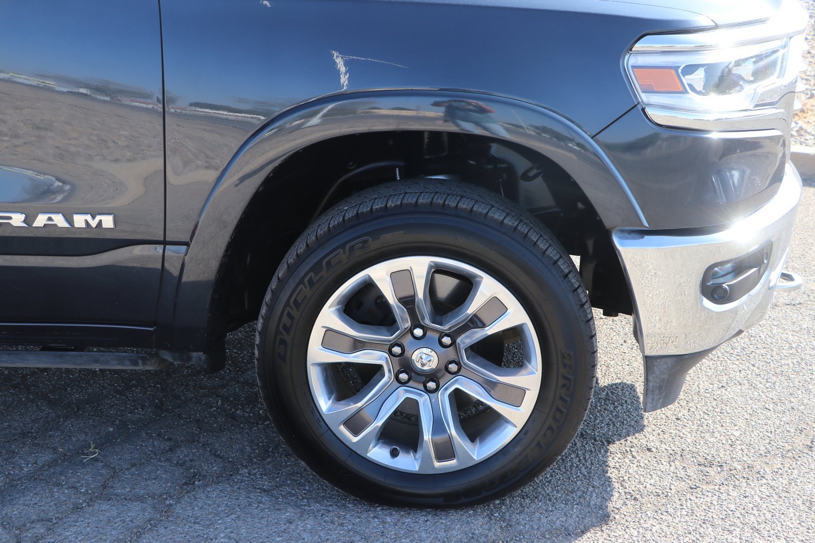 Used 2019 RAM 1500 Limited AWD/4WD image 9