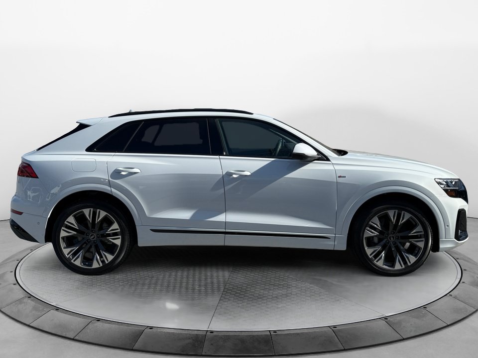 New 2026 Audi Q8 Premium Plus AWD/4WD image 8