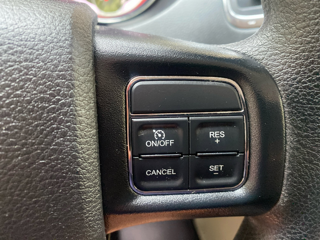 Used 2019 Dodge Grand Caravan SE w/ UConnect Hands-Free Group image 13