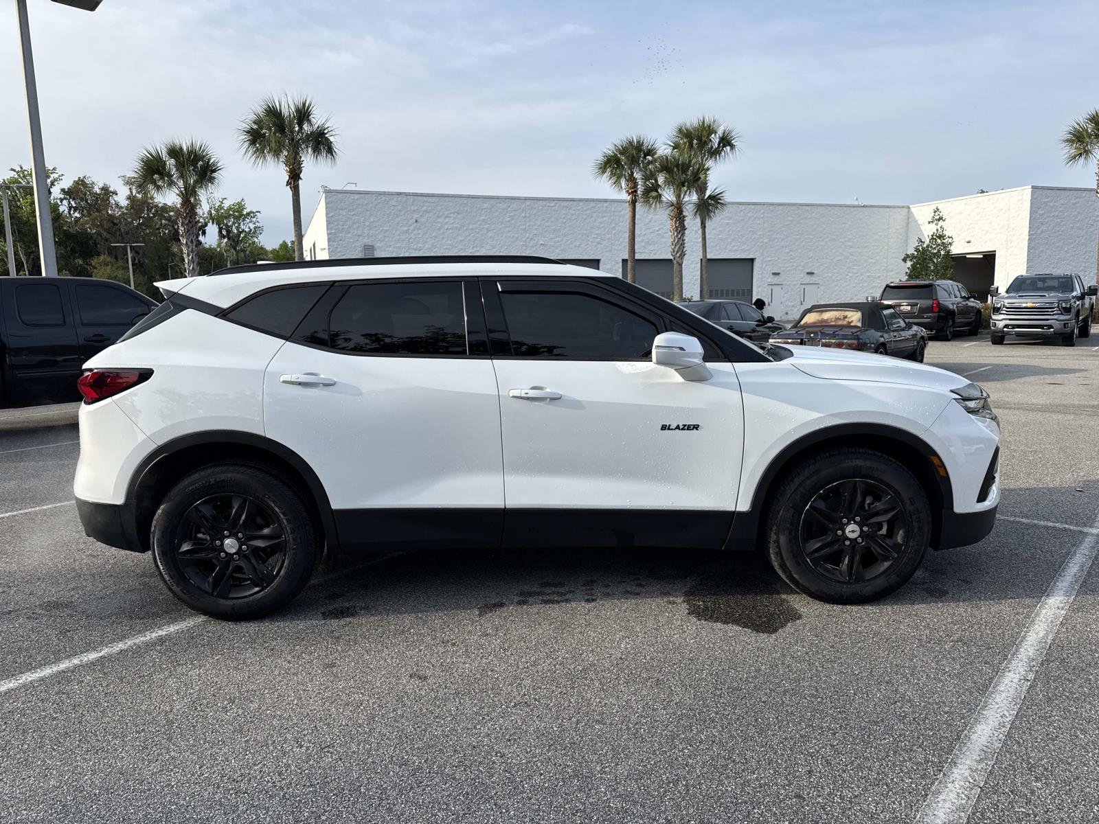 Used 2020 Chevrolet Blazer LT image 2