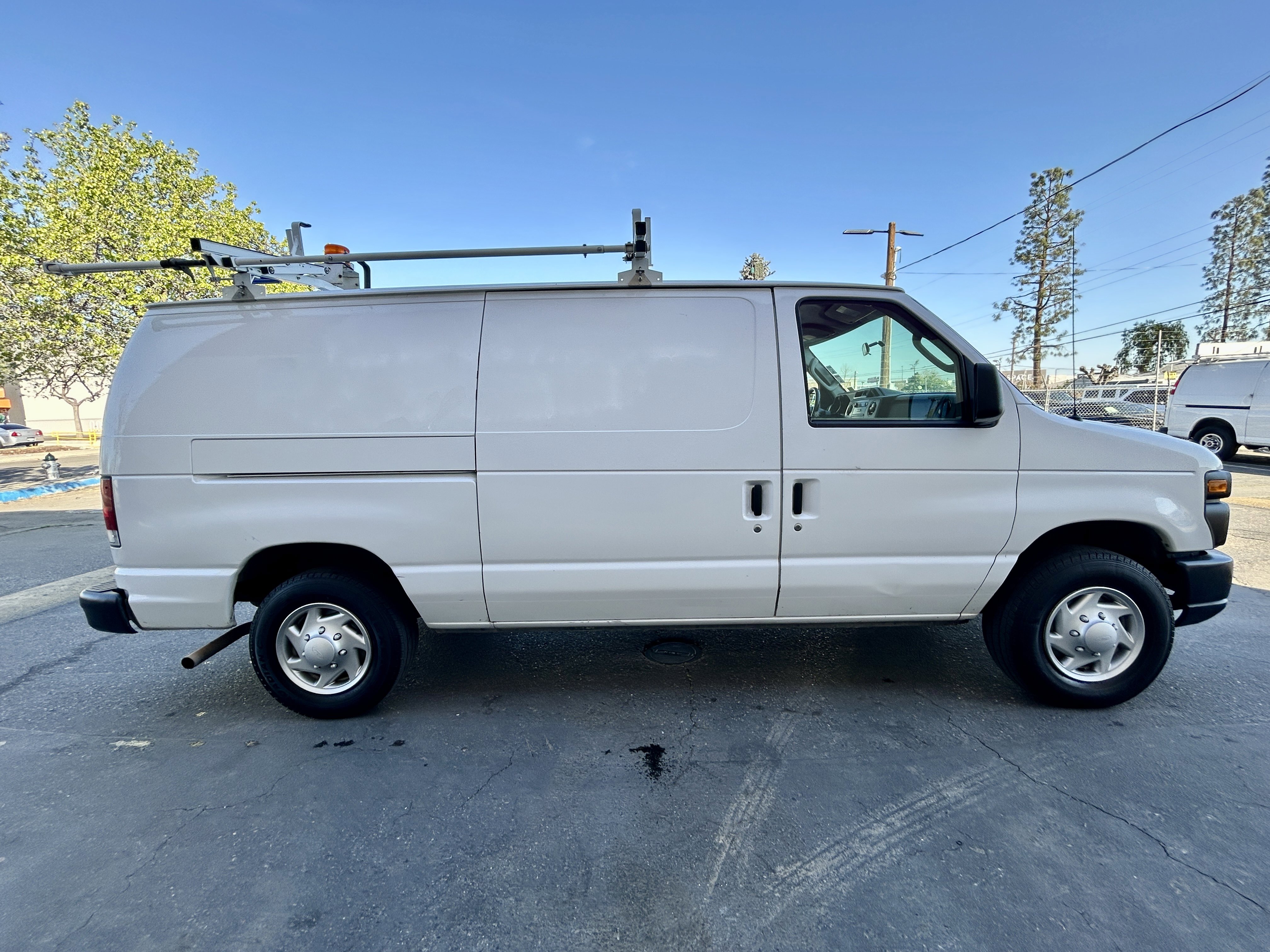 Used 2013 Ford E-150 and Econoline 150 w/ PWR Group RWD image 23