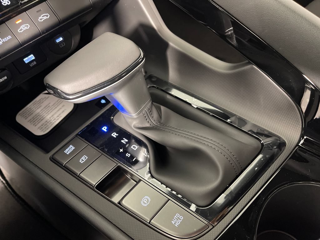 New 2026 Hyundai Elantra SEL FWD image 24