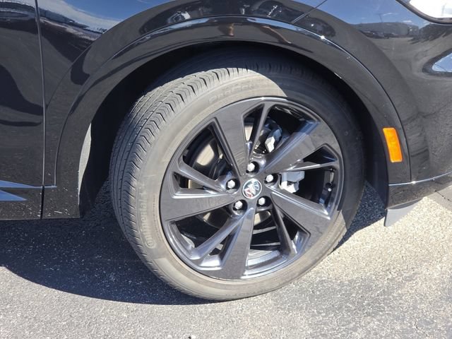 Used 2023 Buick Envision Essence w/ Sport Touring Package AWD/4WD image 25