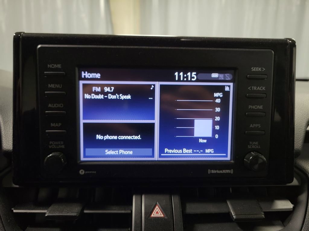 Used 2020 Toyota RAV4 LE image 18