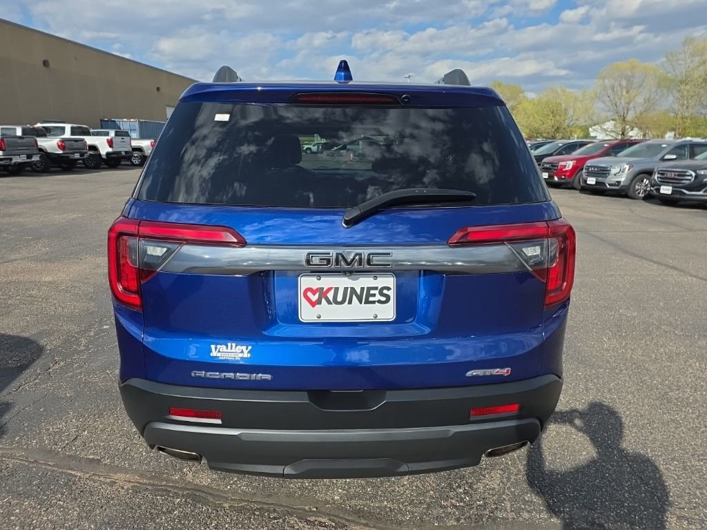 Used 2023 GMC Acadia AT4 w/ Technology Package AWD/4WD image 6