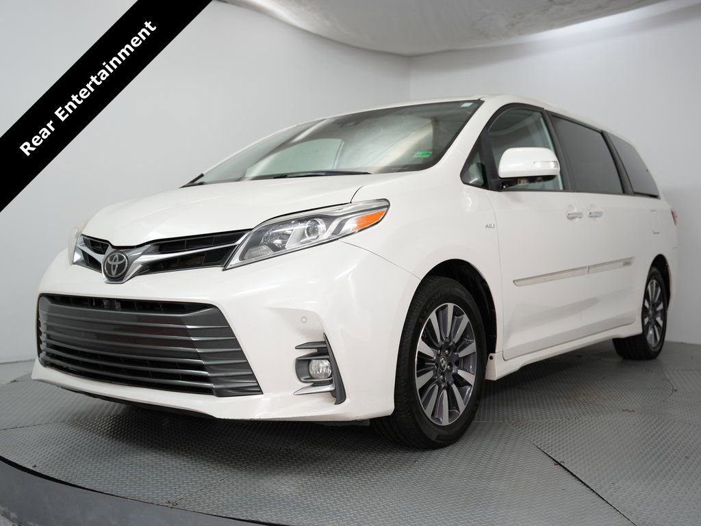 Used 2019 Toyota Sienna Limited Premium image 3