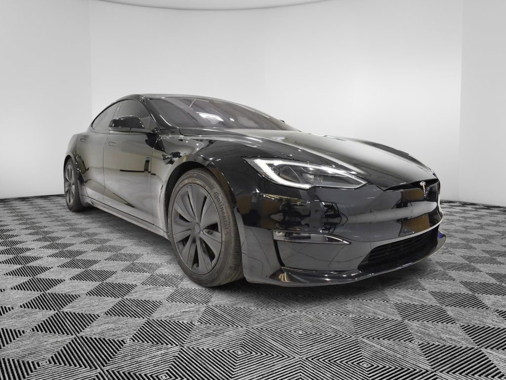 Used 2023 Tesla Model S Standard Range image 7