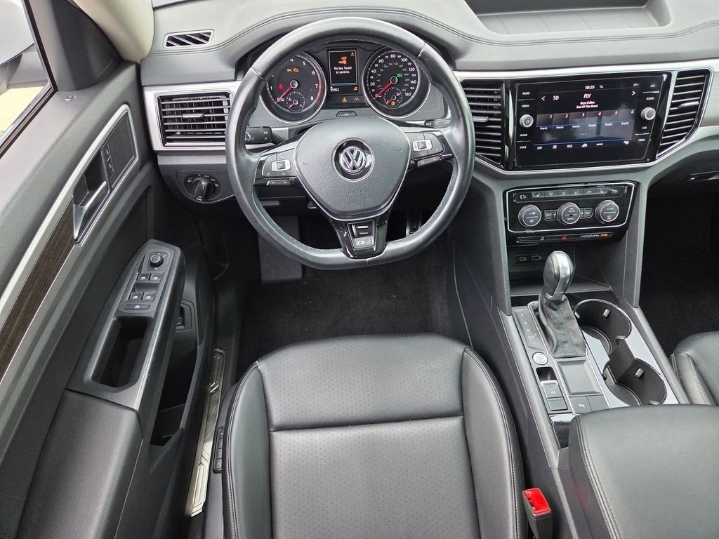 Used 2018 Volkswagen Atlas SEL w/ R-Line Package FWD image 4