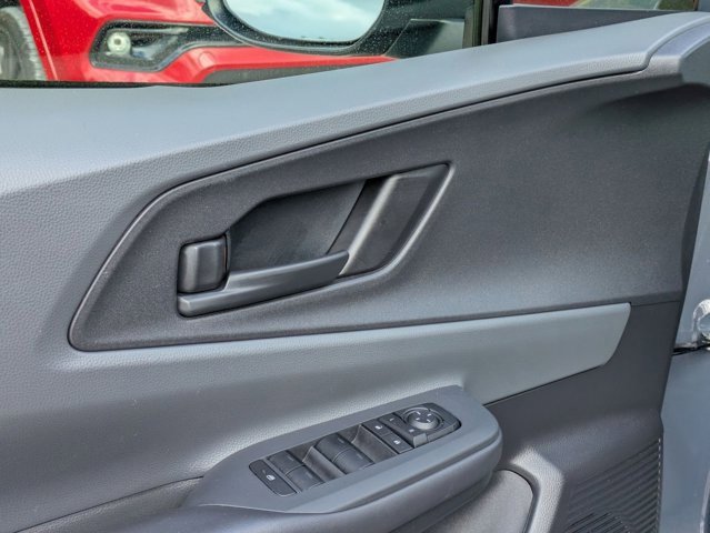 Used 2025 Toyota Prius LE image 3