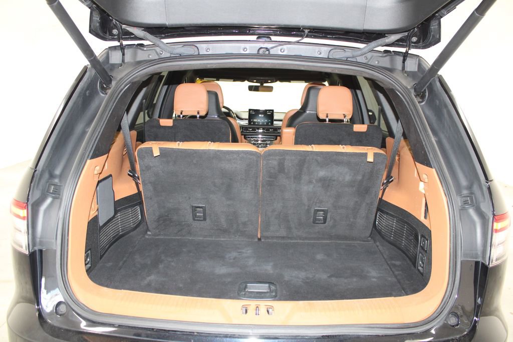 Used 2022 Lincoln Aviator Black Label w/ Class IV Trailer Tow Package image 16