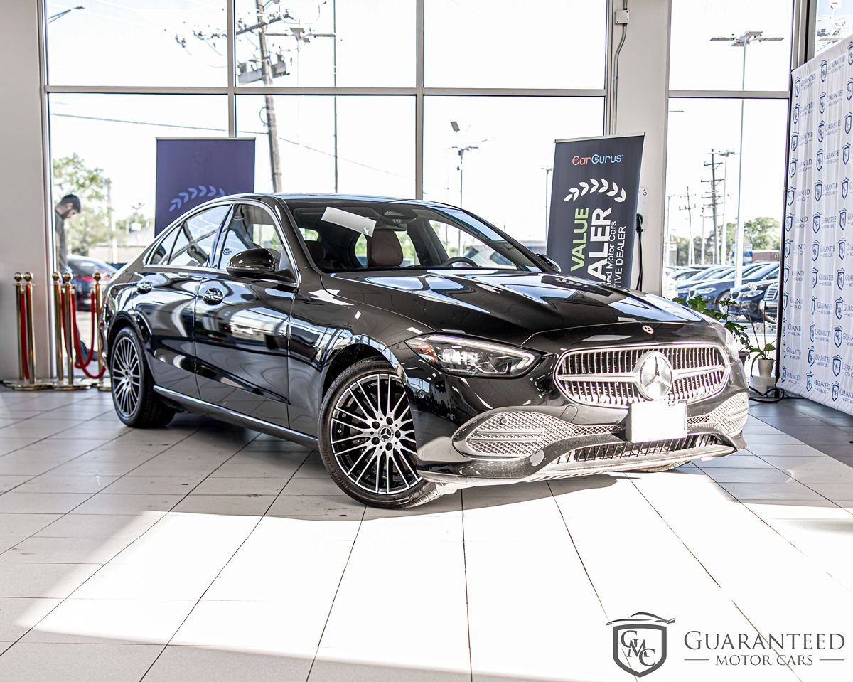 Used 2024 Mercedes-Benz C 300 4MATIC Sedan image 3