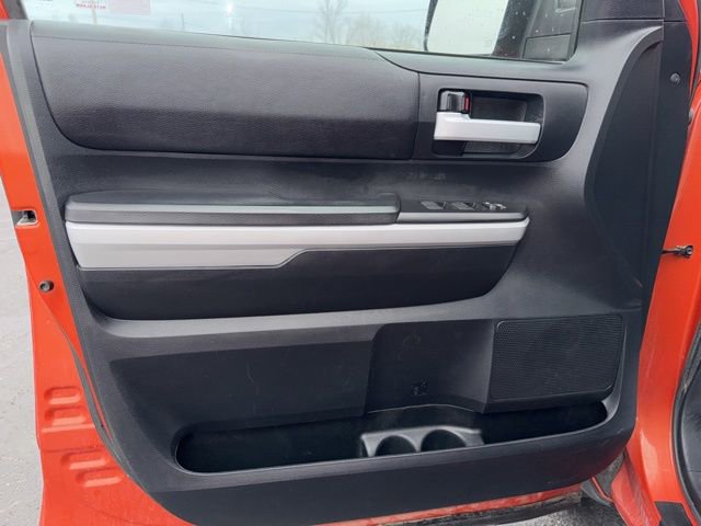 Used 2018 Toyota Tundra SR5 w/ TRD Off Road Package image 10