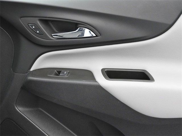 Used 2023 Chevrolet Equinox LS image 33