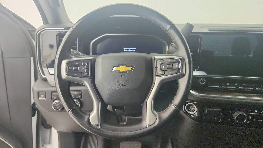 Certified 2024 Chevrolet Silverado 2500 LT AWD/4WD image 17