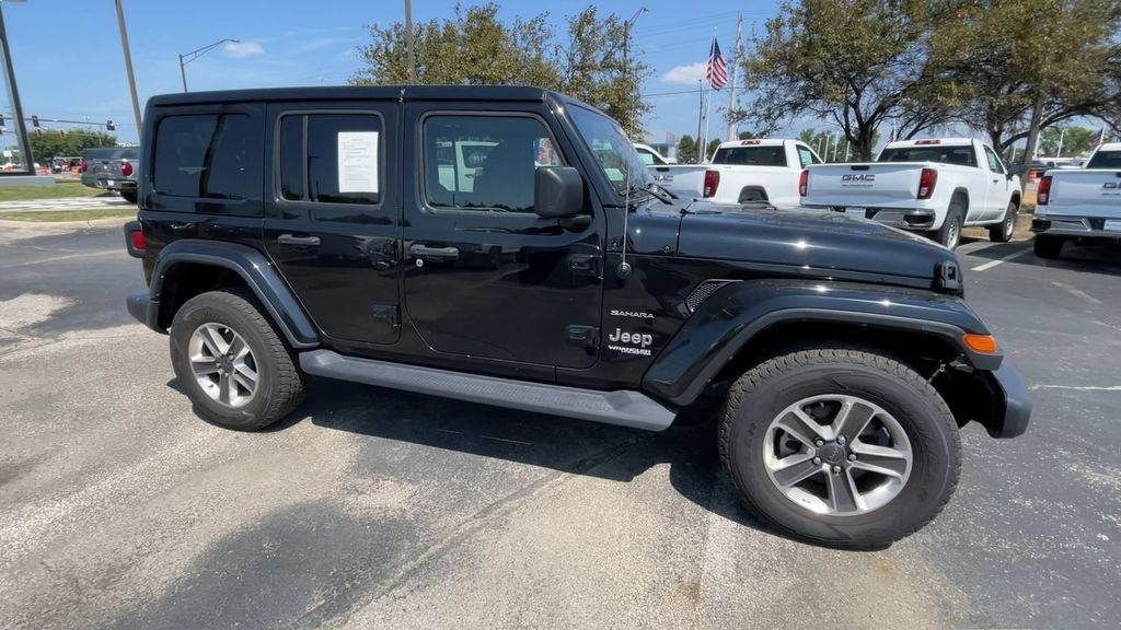 Used 2022 Jeep Wrangler Unlimited Sahara AWD/4WD image 3