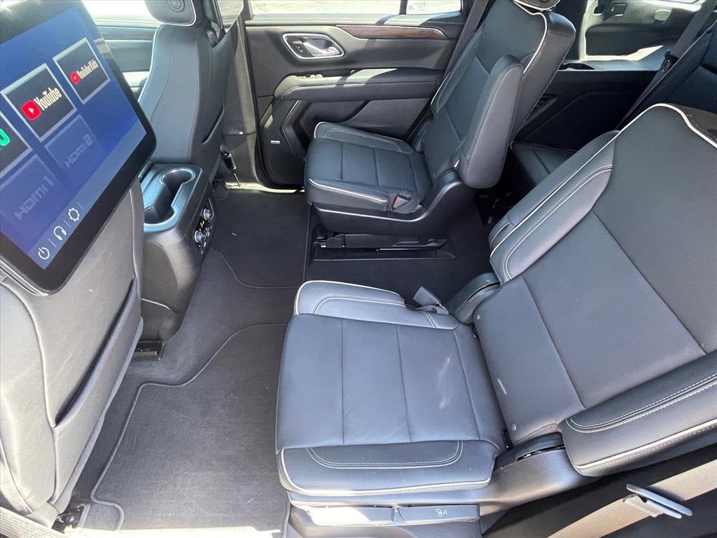 Used 2023 Chevrolet Tahoe Premier w/ Advanced Technology Package AWD/4WD image 22