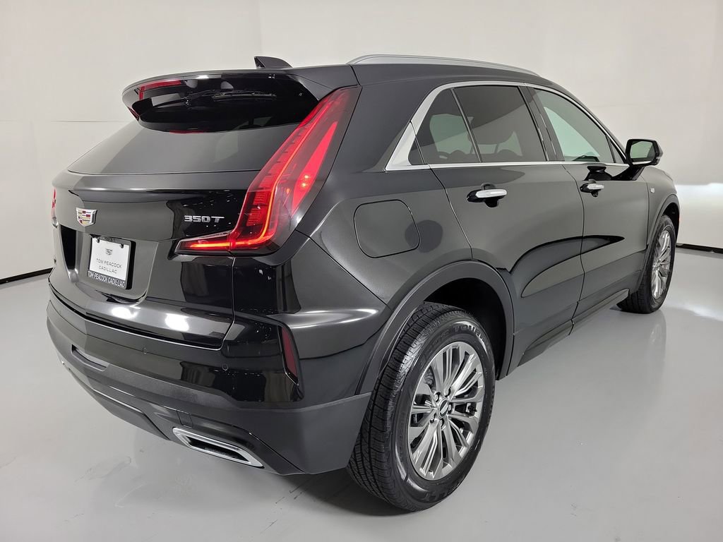 Certified 2025 Cadillac XT4 Premium Luxury image 4
