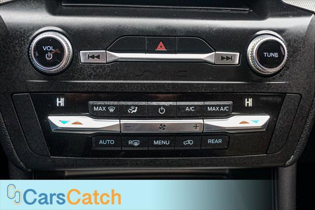 Used 2020 Ford Explorer XLT image 37