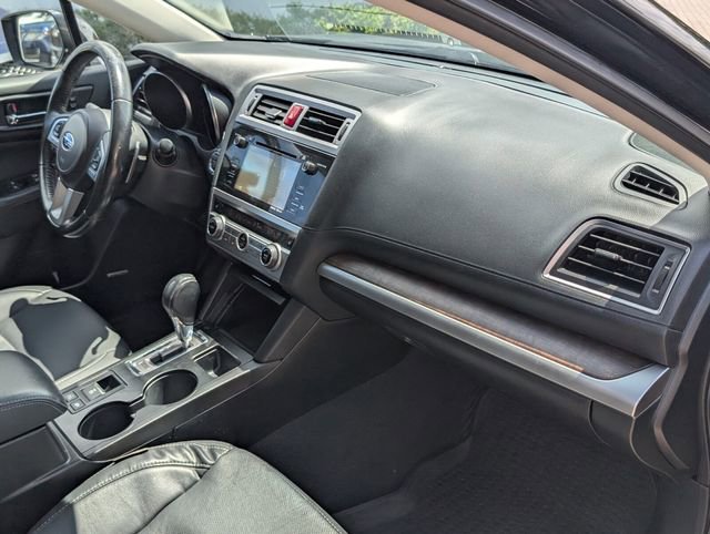 Used 2017 Subaru Outback 2.5i Limited image 19