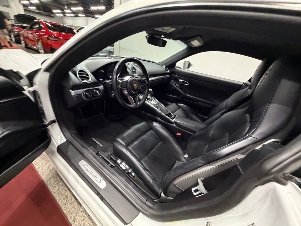 Used 2019 Porsche 718 Cayman S RWD image 23