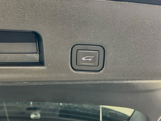 Used 2026 Chevrolet Traverse Z71 w/ Enhanced Driving Package AWD/4WD image 28