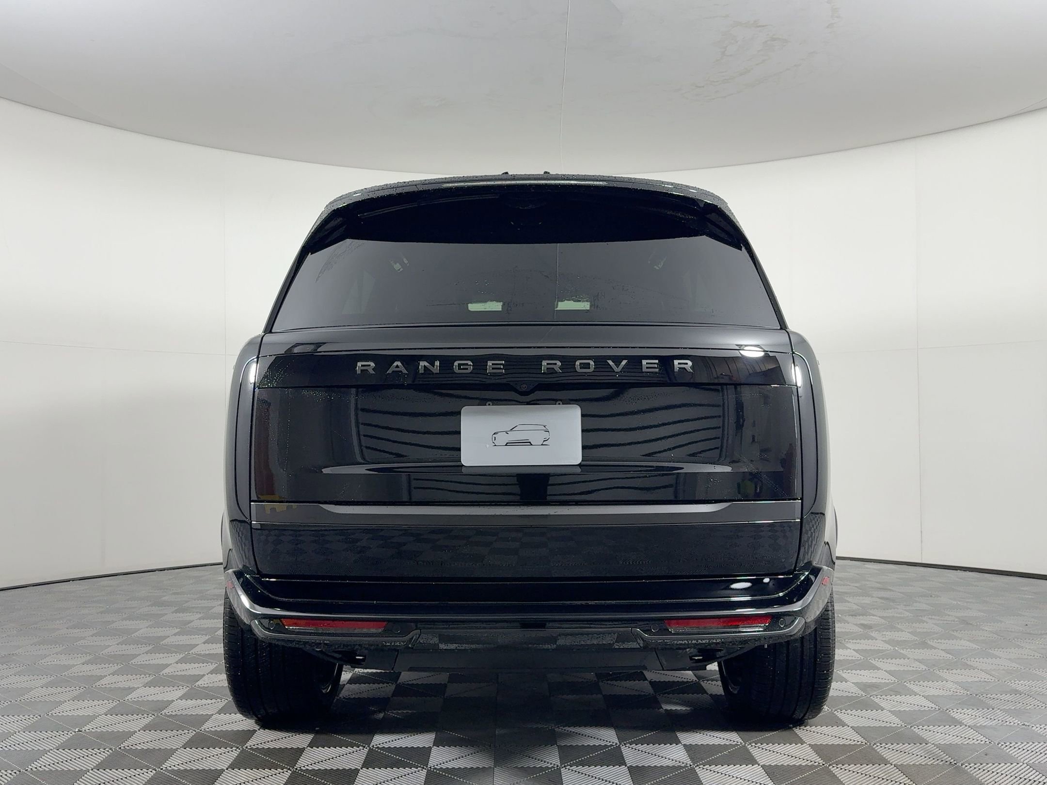 New 2026 Land Rover Range Rover Long Wheelbase SE AWD/4WD image 10
