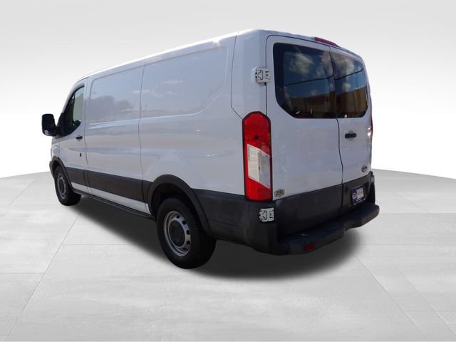 Used 2016 Ford Transit 150 130 Low Roof RWD image 8