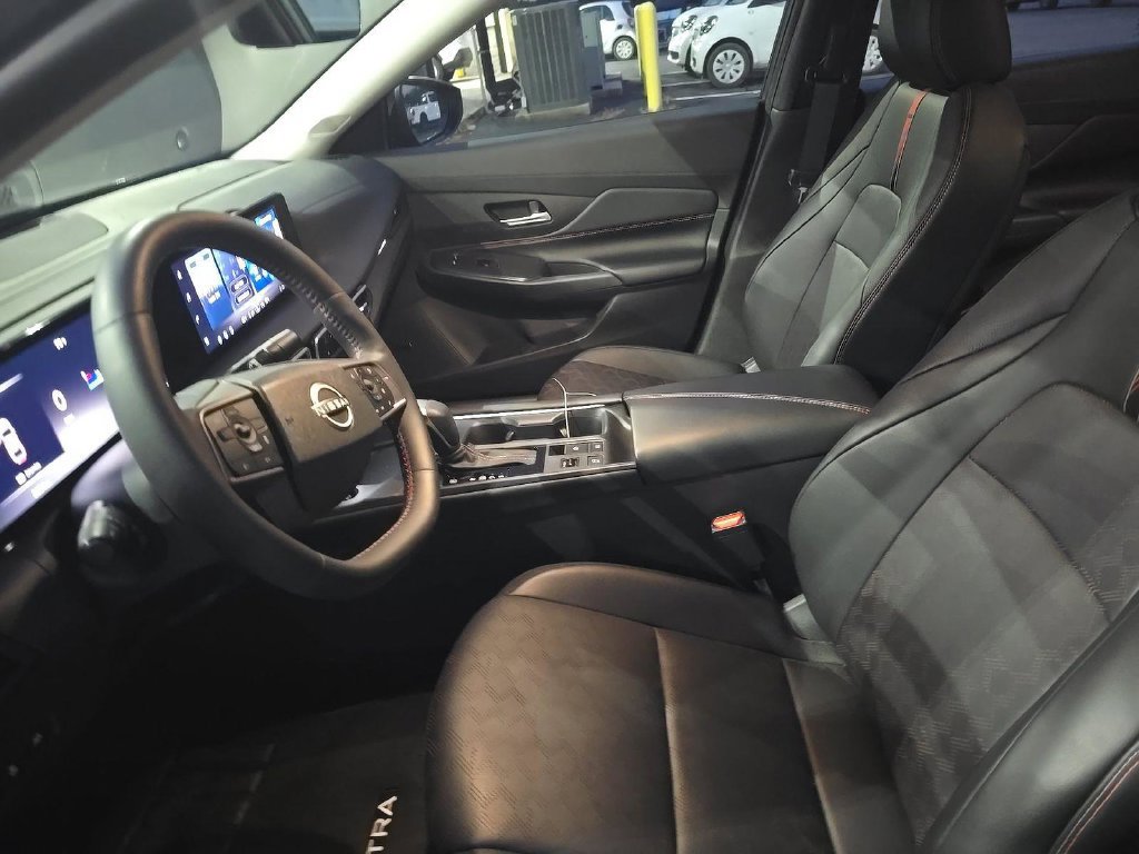 Certified 2026 Nissan Sentra SR w/ SR Premium Package FWD image 37