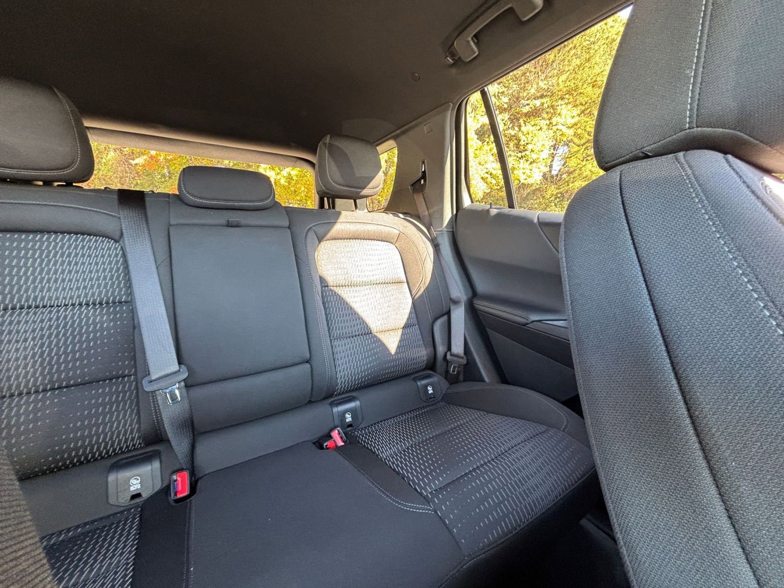 Used 2025 Chevrolet Equinox LT image 37