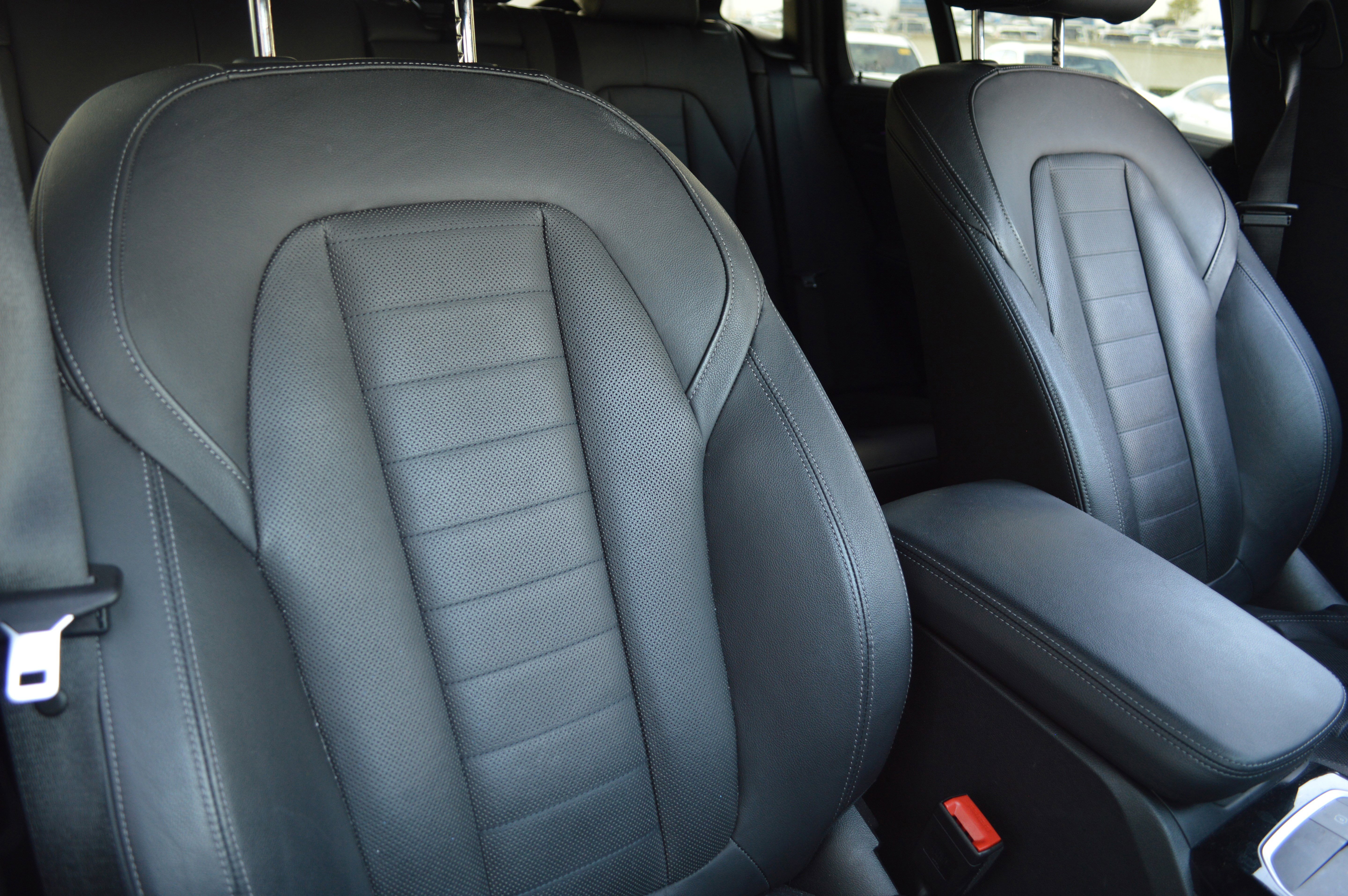 Certified 2023 BMW X4 M40i w/ Premium Package image 36