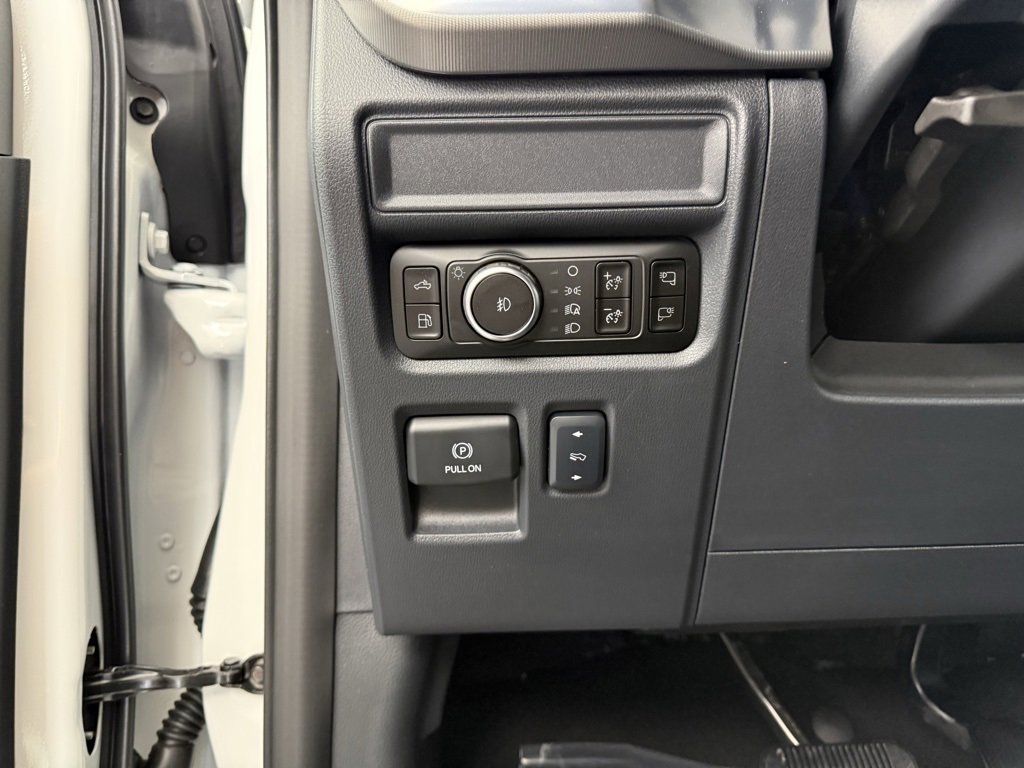 New 2025 Ford F150 Lariat w/ Equipment Group 502A High image 20