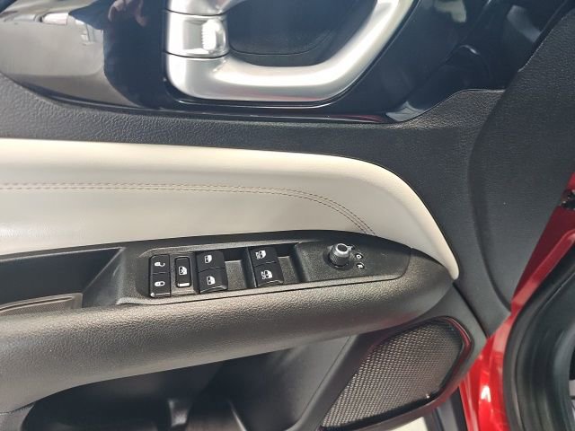 Certified 2024 Jeep Compass Limited image 13