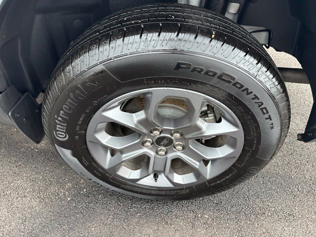 Used 2025 Ford Maverick XLT w/ Equipment Group 302A AWD/4WD image 8