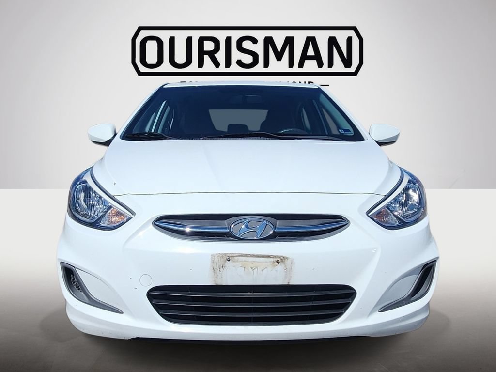 Used 2017 Hyundai Accent SE FWD image 2