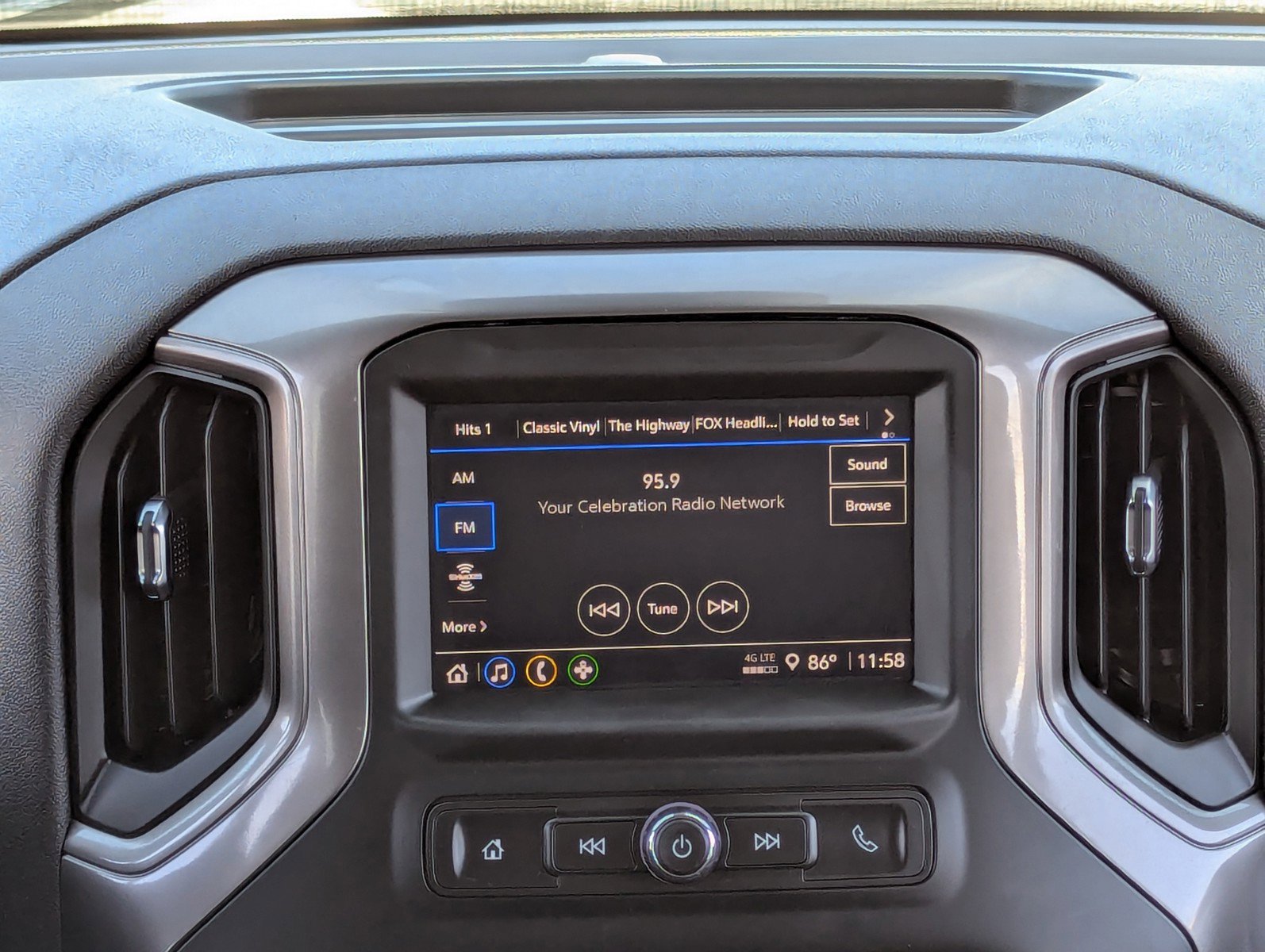 Certified 2025 Chevrolet Silverado 1500 Custom Trail Boss image 19