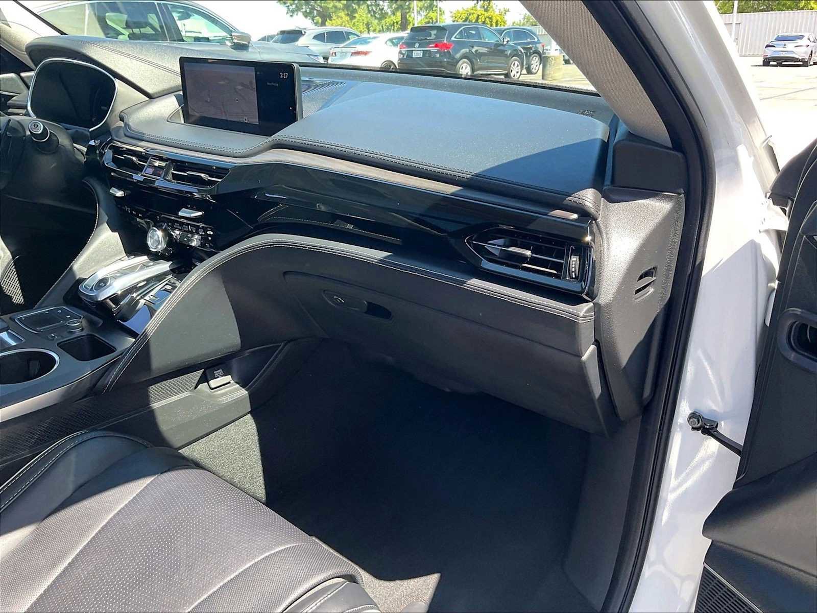 Used 2024 Acura MDX SH-AWD w/ Advance Package image 18