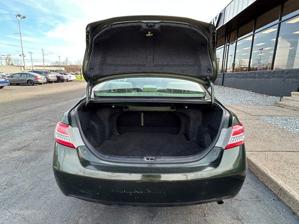 Used 2010 Toyota Camry image 12