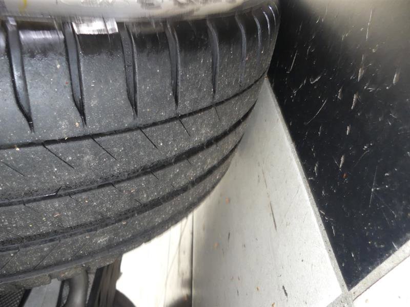 Used 2018 Porsche Macan Turbo image 40