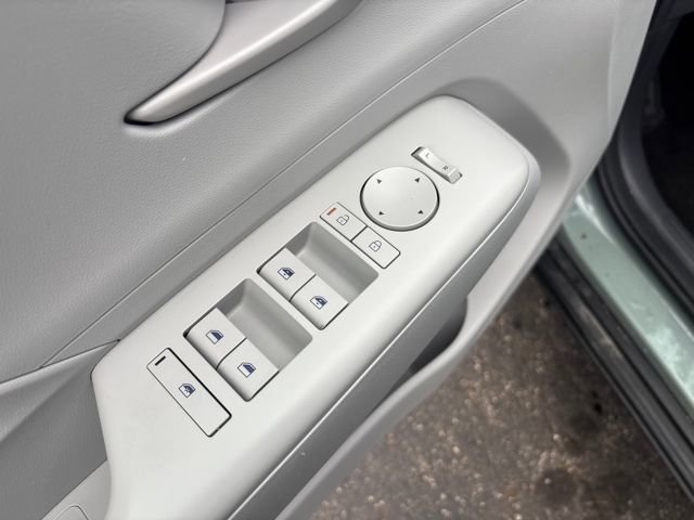 Certified 2024 Hyundai Kona SEL w/ Convenience Package AWD/4WD image 11