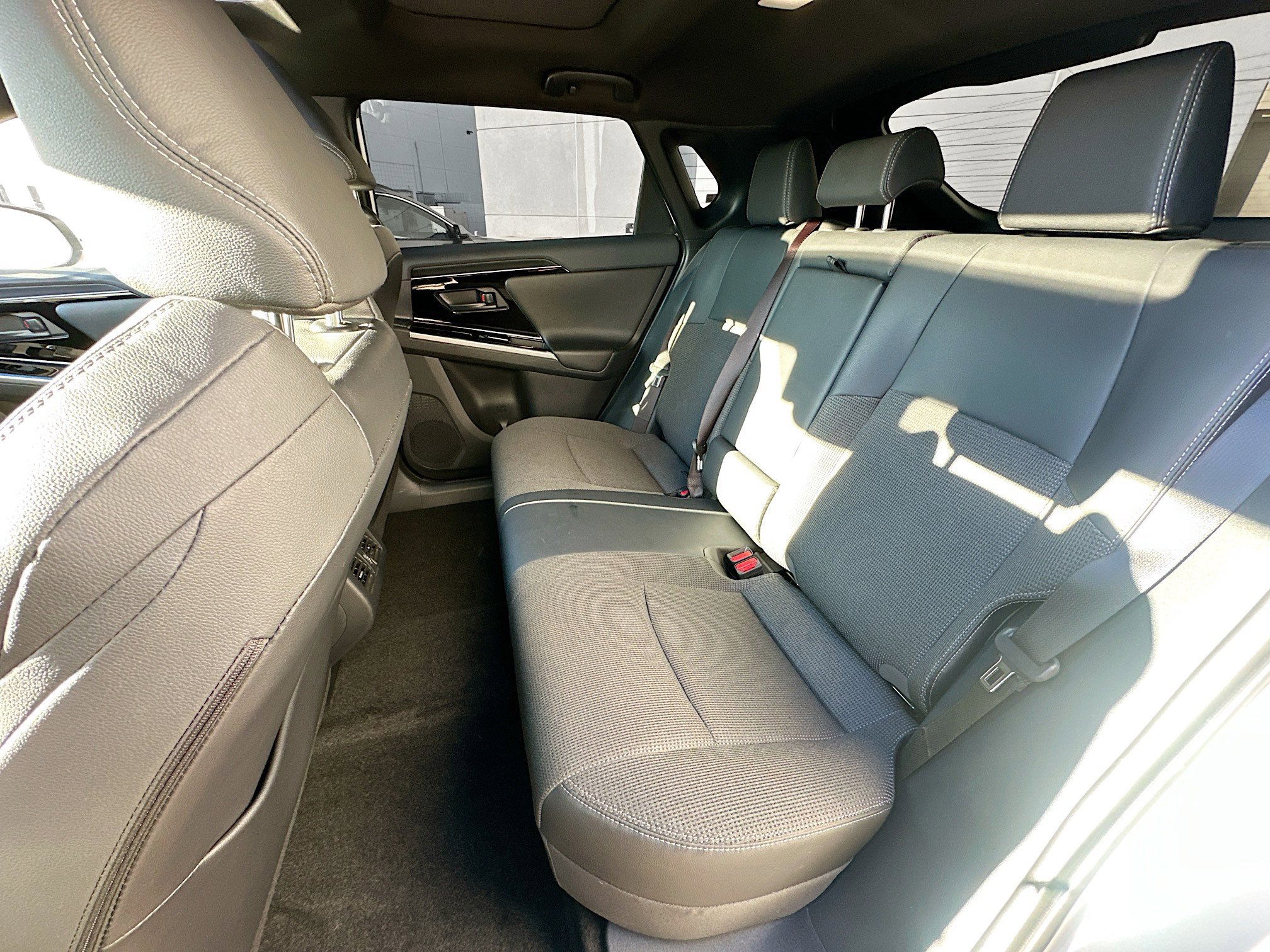 Used 2024 Toyota bZ4X XLE w/ Weather Package image 27