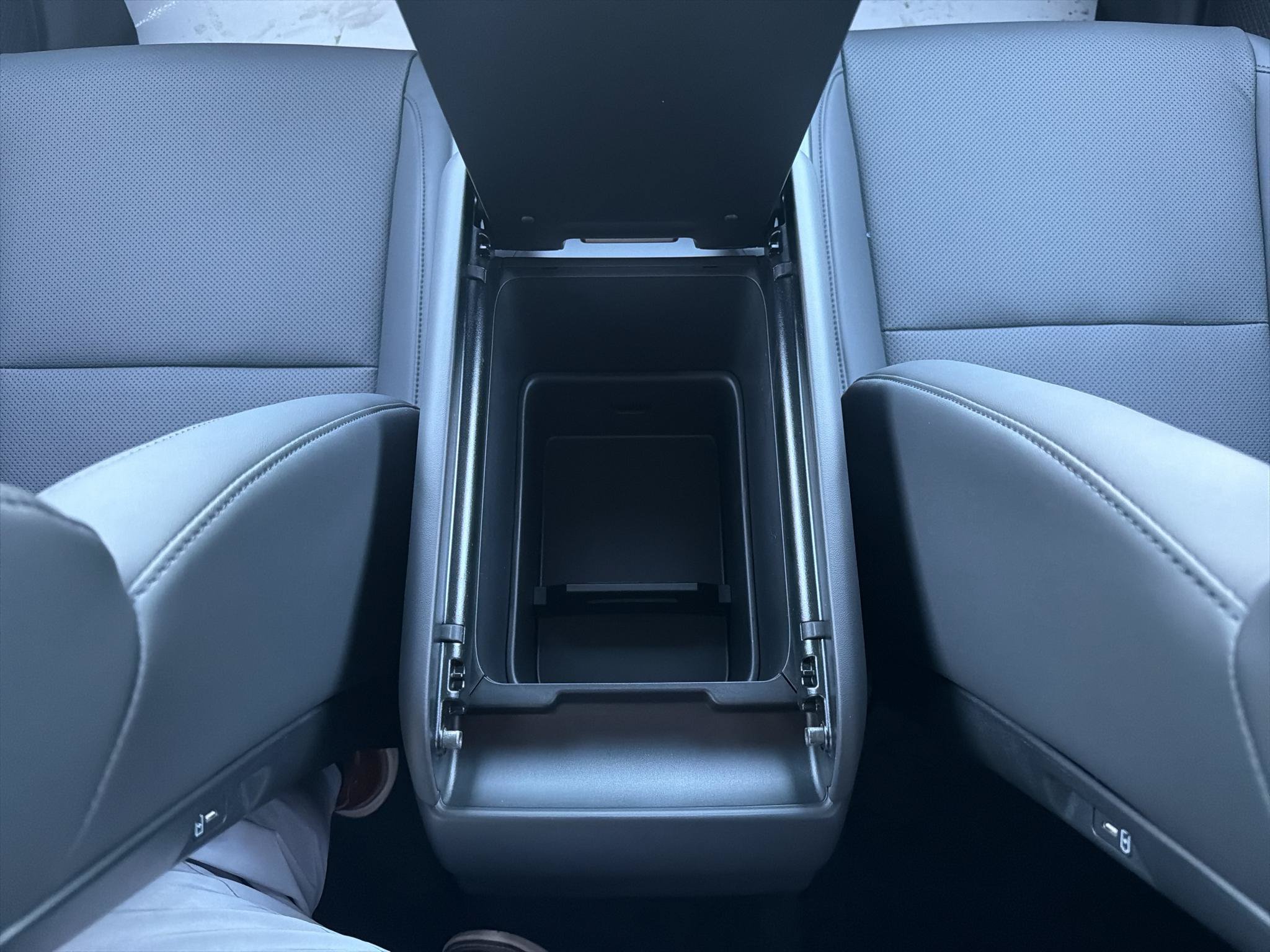 New 2027 Hyundai Santa Fe XRT AWD/4WD image 30